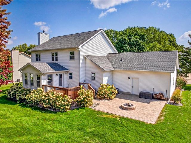 858 Chalfont Drive, Sun Prairie, WI 53590