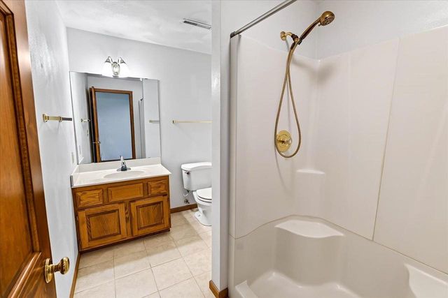 858 Chalfont Drive, Sun Prairie, WI 53590