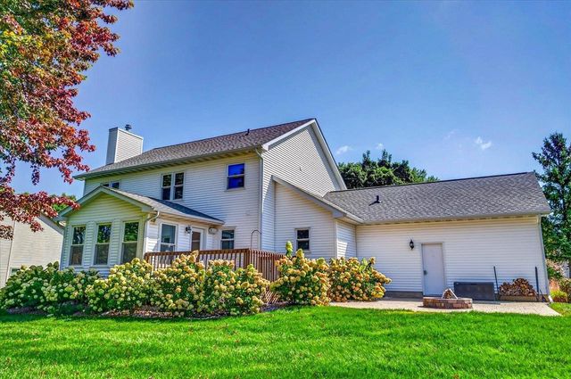 858 Chalfont Drive, Sun Prairie, WI 53590