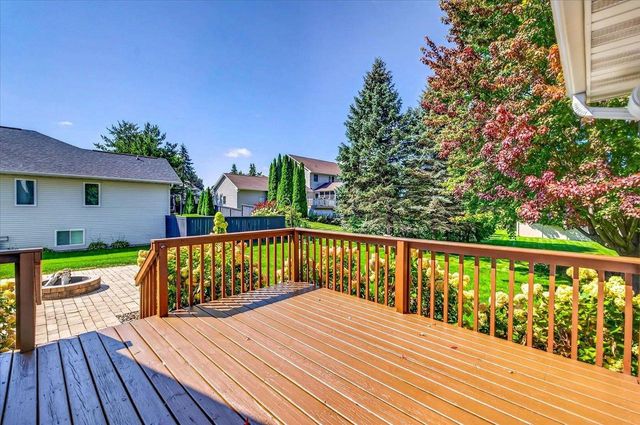 858 Chalfont Drive, Sun Prairie, WI 53590