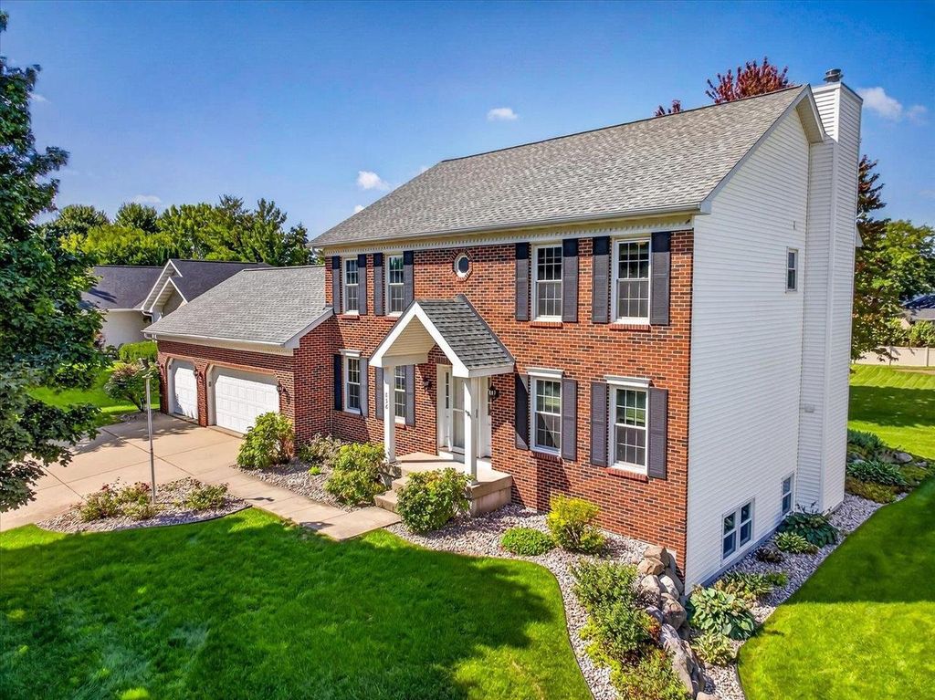 858 Chalfont Drive, Sun Prairie, WI 53590
