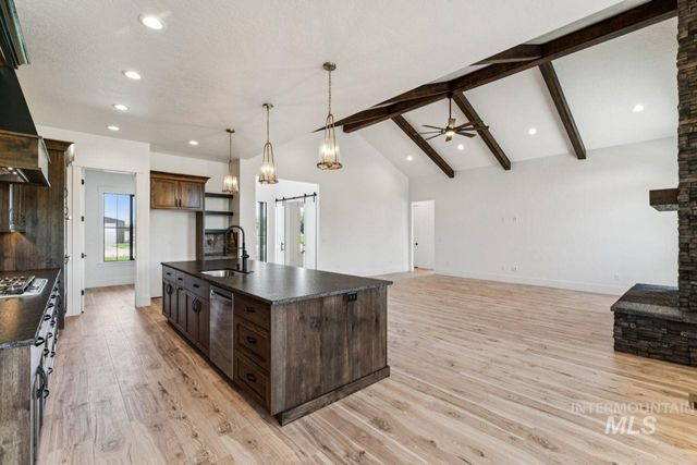 3999 Eleanor Lane, Emmett, ID 83617