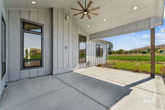 3999 Eleanor Lane, Emmett, ID 83617