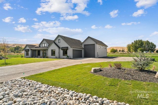 3999 Eleanor Lane, Emmett, ID 83617