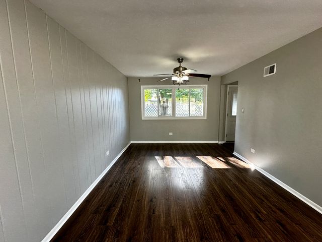 1229 E 165TH Place, South Holland, IL 60473