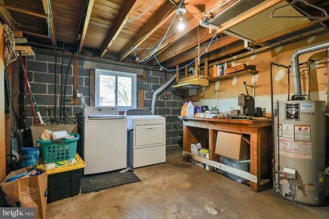 212 LEA LN, Warminster, PA 18974