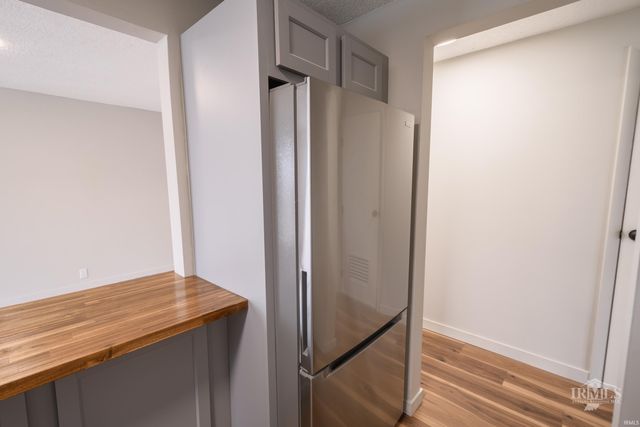 5704 E Robert Street, Muncie, IN 47303