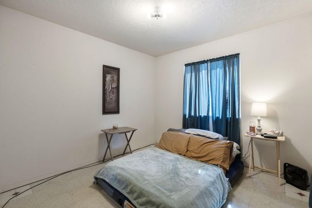 8901 Via Del Oro SW, Albuquerque, NM 87121
