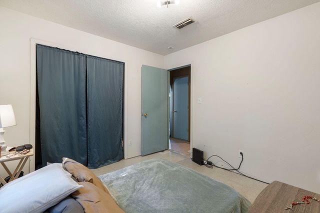 8901 Via Del Oro SW, Albuquerque, NM 87121