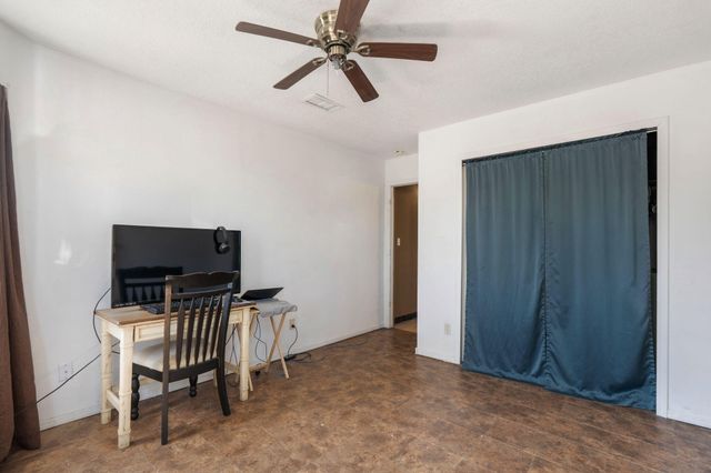 8901 Via Del Oro SW, Albuquerque, NM 87121