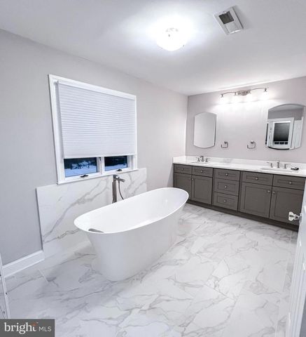 2 CONSTITUTION, Flemington, NJ 08822