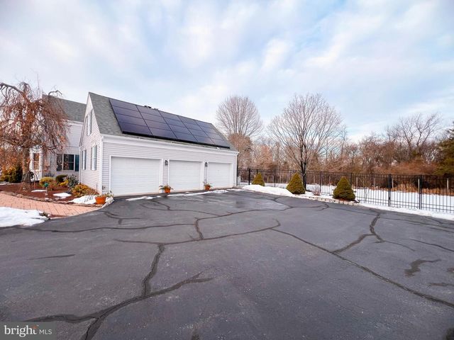 2 CONSTITUTION, Flemington, NJ 08822