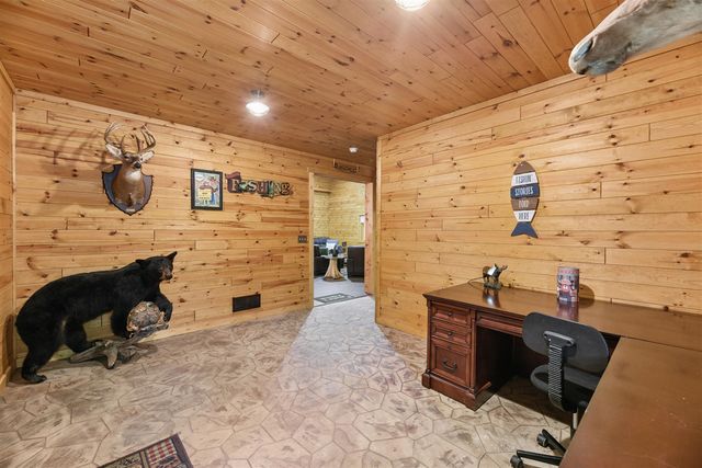 64778 Union Road, Cassopolis, MI 49031
