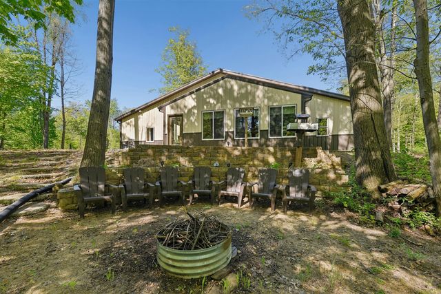64778 Union Road, Cassopolis, MI 49031