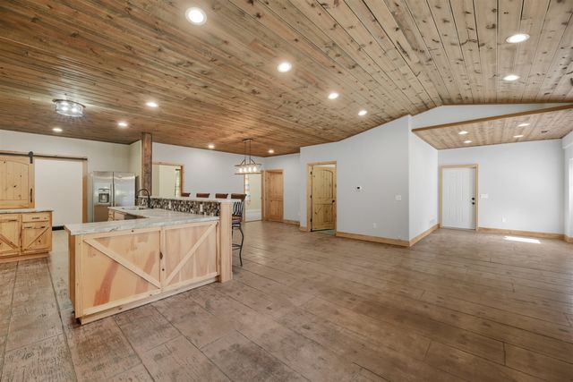 64778 Union Road, Cassopolis, MI 49031