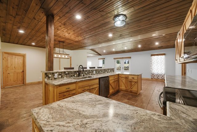 64778 Union Road, Cassopolis, MI 49031