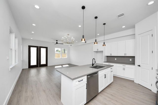 4133 E Toliver Street, Houston, TX 77016