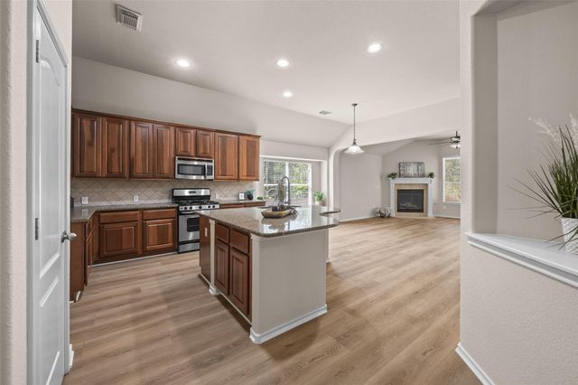 2805 Centennial Olympic PARK, Austin, TX 78732