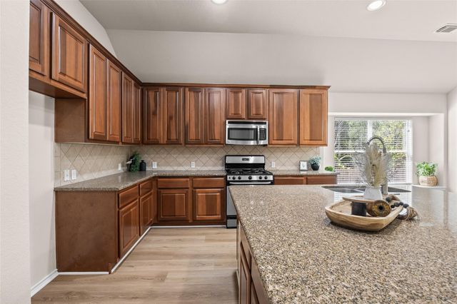 2805 Centennial Olympic PARK, Austin, TX 78732