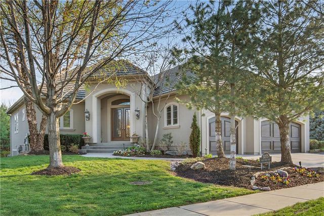 5275 W 150th Terrace, Leawood, KS 66224