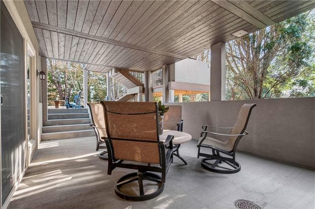 5275 W 150th Terrace, Leawood, KS 66224