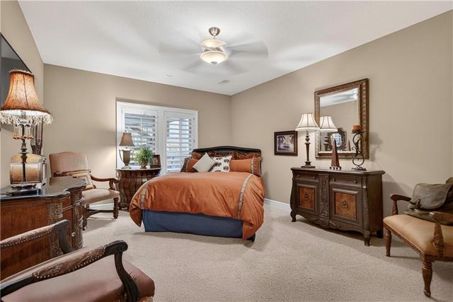 5275 W 150th Terrace, Leawood, KS 66224