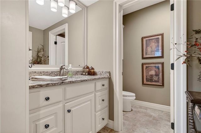 5275 W 150th Terrace, Leawood, KS 66224