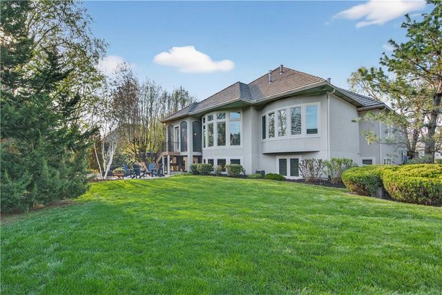 5275 W 150th Terrace, Leawood, KS 66224