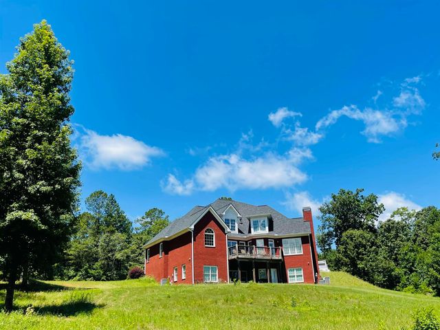 110 Kent Rock Road, Loganville, GA 30052