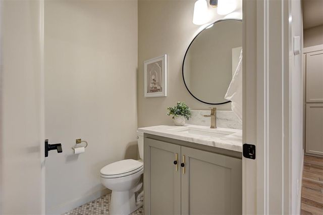 21205 Reserve Circle, Harrah, OK 73045