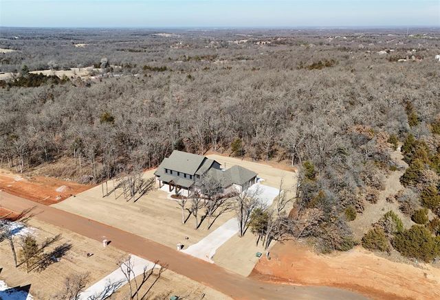 21205 Reserve Circle, Harrah, OK 73045