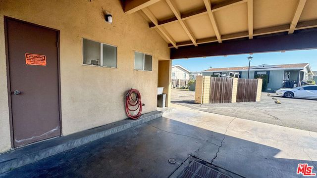 411 Gold Finch Lane, Fountain Valley, CA 92708