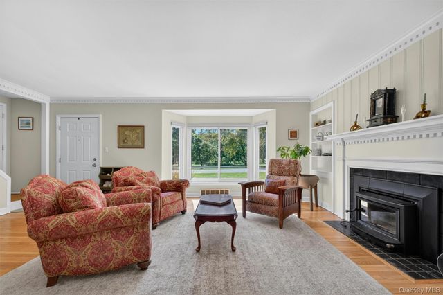 194 Wilbur Boulevard, Poughkeepsie, NY 12603