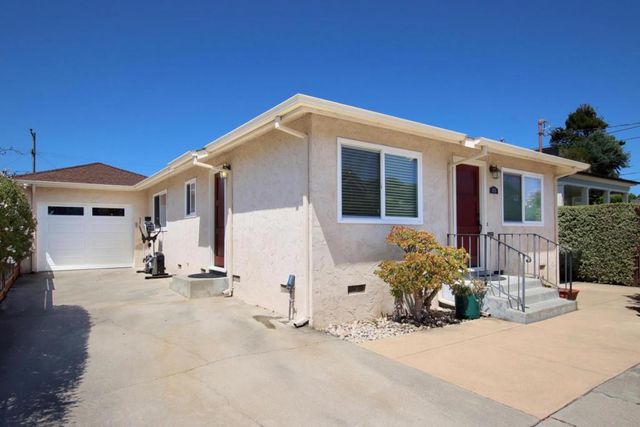 4755 Topaz Street, Capitola, CA 95010