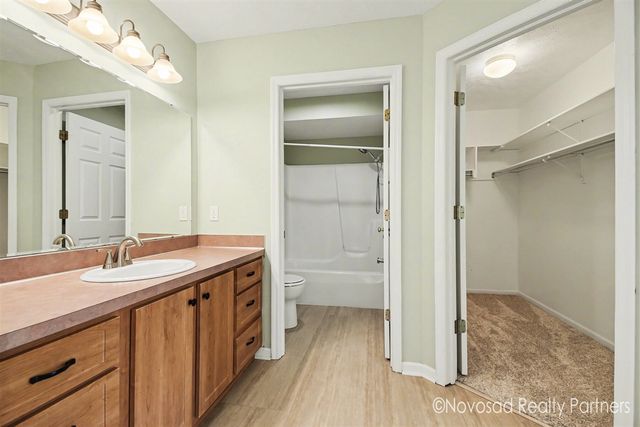 6028 Gleneagle Drive, Hudsonville, MI 49426