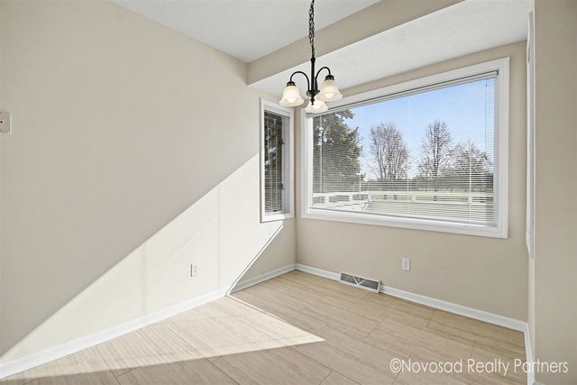 6028 Gleneagle Drive, Hudsonville, MI 49426