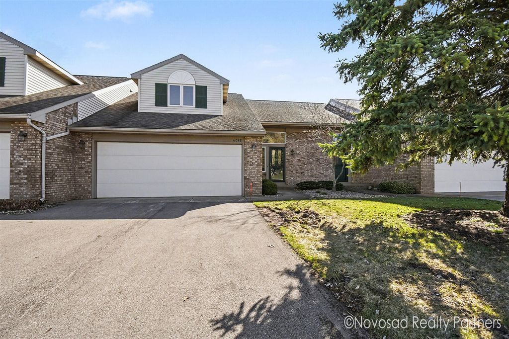 6028 Gleneagle Drive, Hudsonville, MI 49426