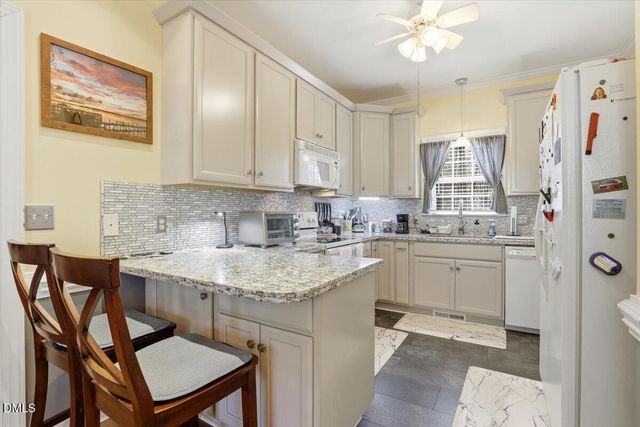 21 Athol Court, Clayton, NC 27527