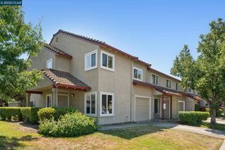 1158 Saint Matthew Pl 107, Concord, CA 94518