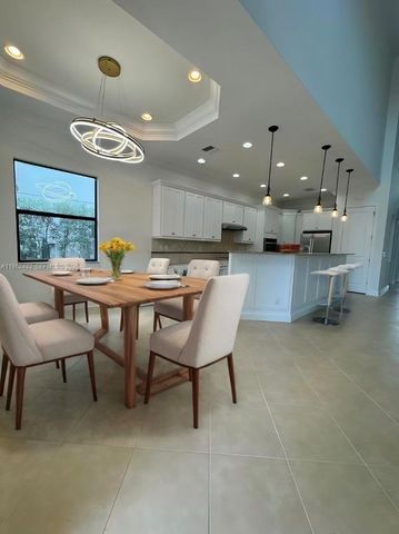 10350 Cameilla St, Parkland, FL 33076