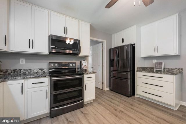 120 MALLARD LN, La Plata, MD 20646