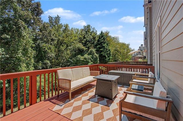 4753 Longcourt Drive SE, Atlanta, GA 30339