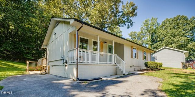 301 Larkspur Drive, Kingsport, TN 37660