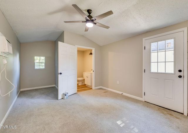 301 Larkspur Drive, Kingsport, TN 37660