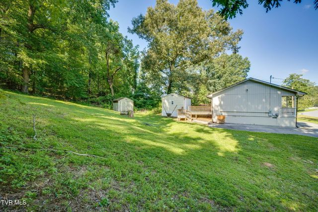301 Larkspur Drive, Kingsport, TN 37660