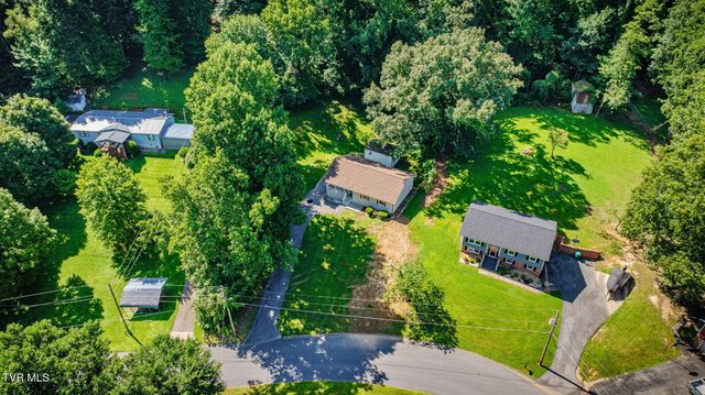301 Larkspur Drive, Kingsport, TN 37660