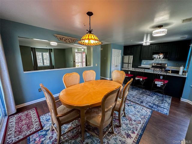 29 Stone Creek Lane, Briarcliff Manor, NY 10510