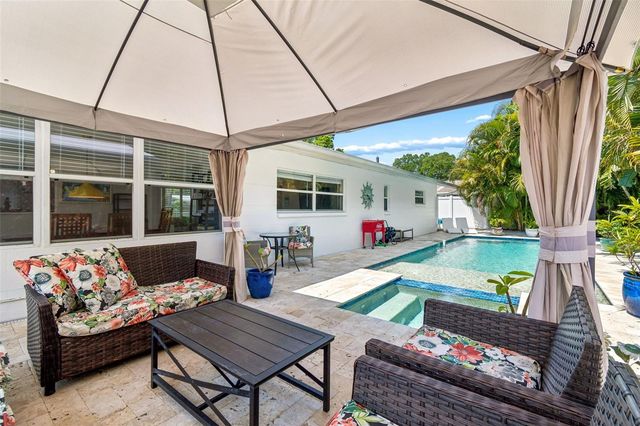 6765 11TH AVENUE N, St Petersburg, FL 33710