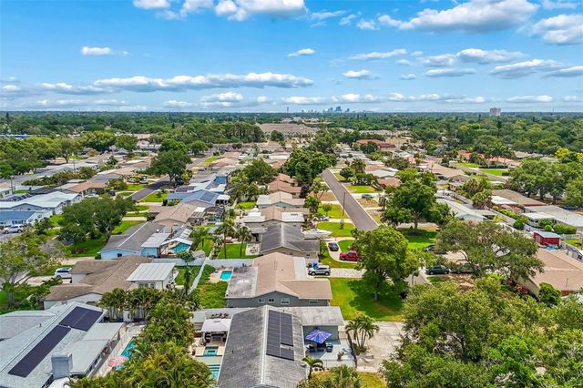6765 11TH AVENUE N, St Petersburg, FL 33710