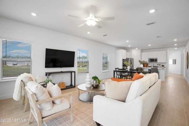 483 MURPHYS Drive, St. Johns, FL 32259